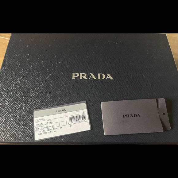 PRADA-AUTHENTIC (NWT) All Black Large Baseball Cap - Picture 14 of 16